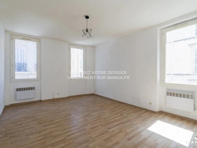 Location Appartement Rue du Coq, Marseille