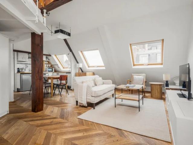 Location Appartement Rue du Caire, Paris