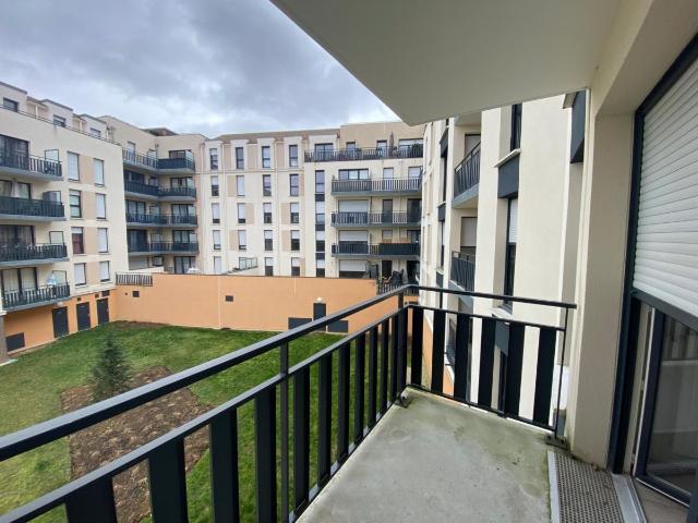 Location Appartement Rue du Capitaine Bastien, Melun