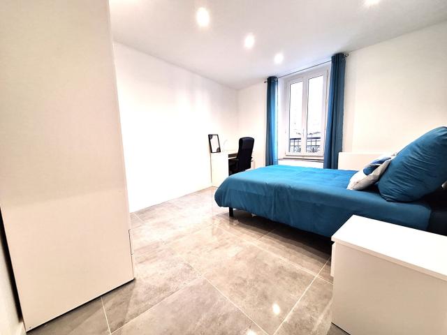 Location Appartement Rue du Capitaine Galinat, Marseille