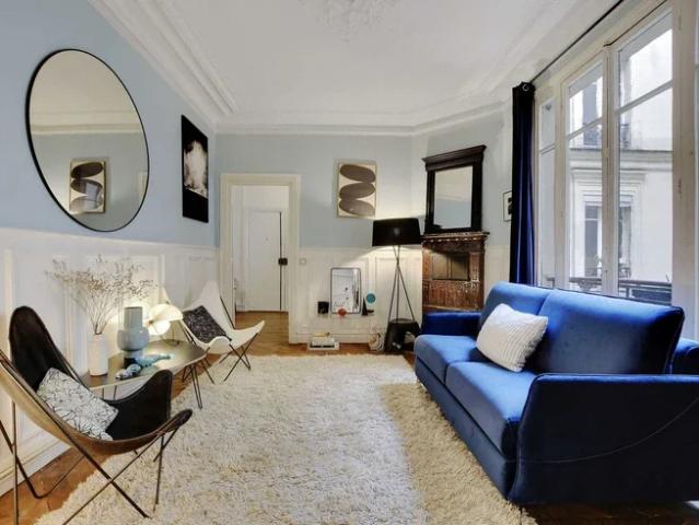 Location Appartement Rue du Cardinal Mercier, Paris