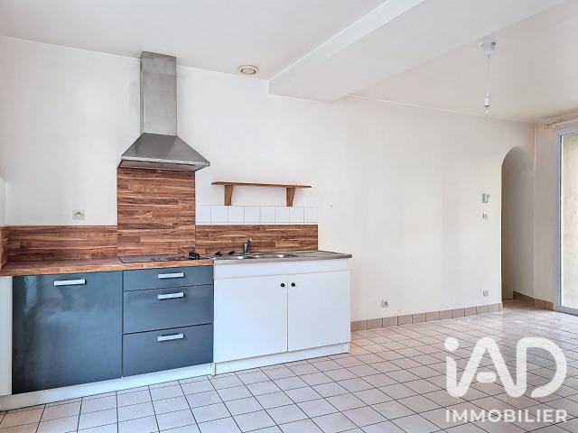 Location Appartement Rue Du Centre, Faye d'Anjou
