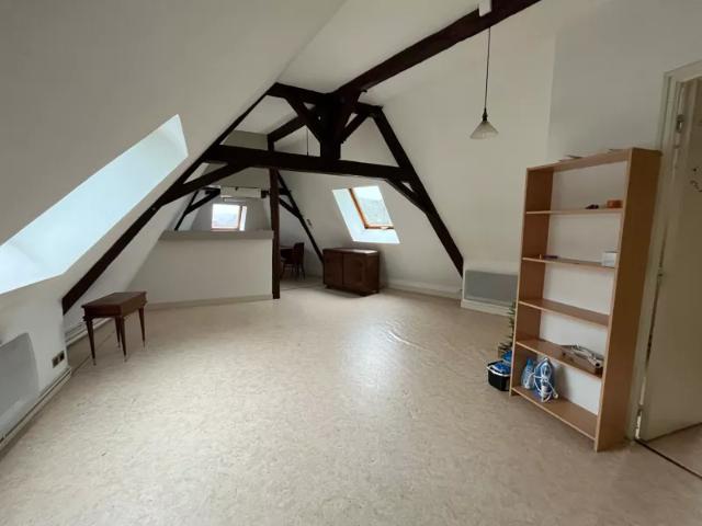 Location Appartement Rue du Champ de Tir, Saint Yrieix la Perche