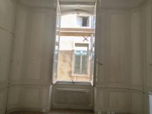 location appartement rue du chapitre 1 pièce 27 m2 gard 30000 460 €