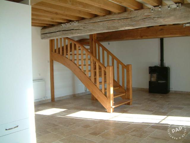 Location Appartement Rue du Château, Égreville