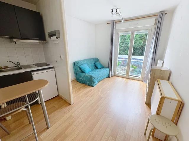 Location Appartement Rue du Chemin Vert, Joué lès Tours