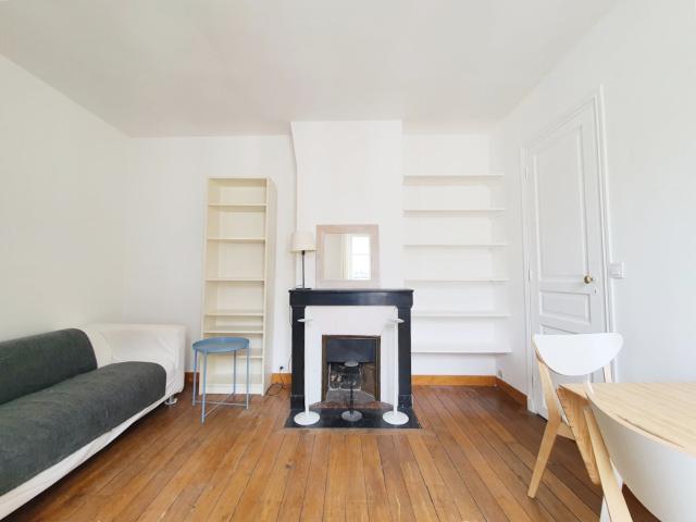 Location Appartement Rue du Chemin Vert, Paris