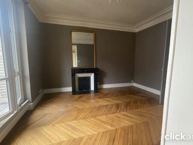 Location Appartement Rue du Cherche Midi, Paris