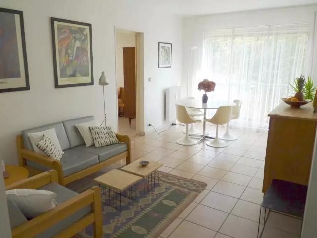 Location Appartement Rue du Cloître, Bordeaux