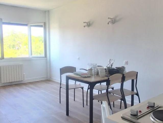 Location Appartement Rue du Clos Bizet, Châtillon sur Chalaronne