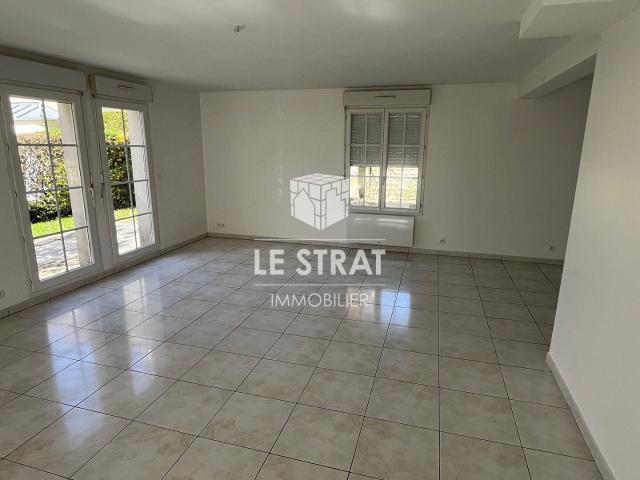 Location Appartement Rue du Clos Charlotte, Mathieu