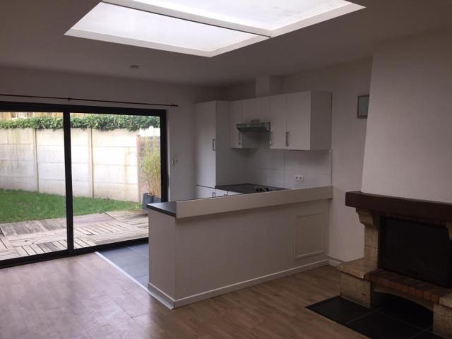 Location Appartement Rue du Bois, Lille