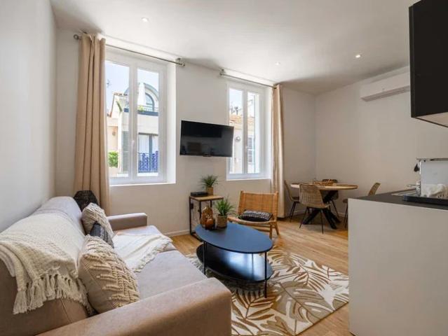 Location Appartement Rue du Batéguier, Cannes