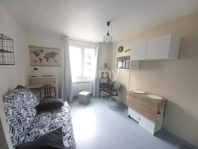 Location Appartement Rue du Bâtonnet, Chambéry