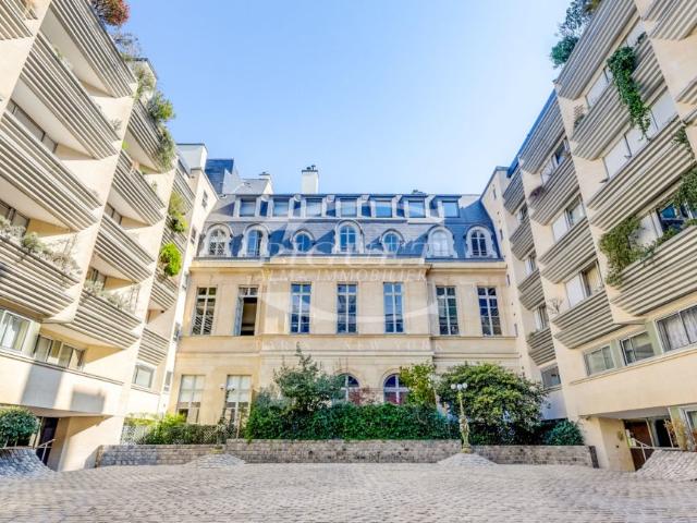 Location Appartement Rue du Bac, Paris