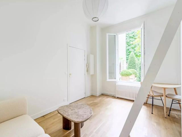 Location Appartement Rue du Bac, Paris