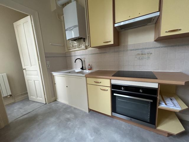 Location Appartement Rue du Barbâtre, Reims