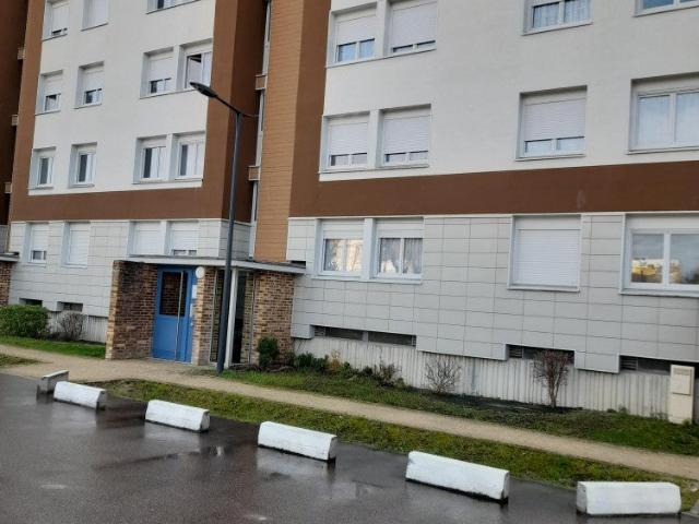 Location Appartement Rue du Beau Toquat, Troyes