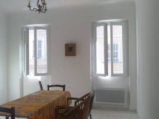 Location Appartement Rue du Berceau, Marseille