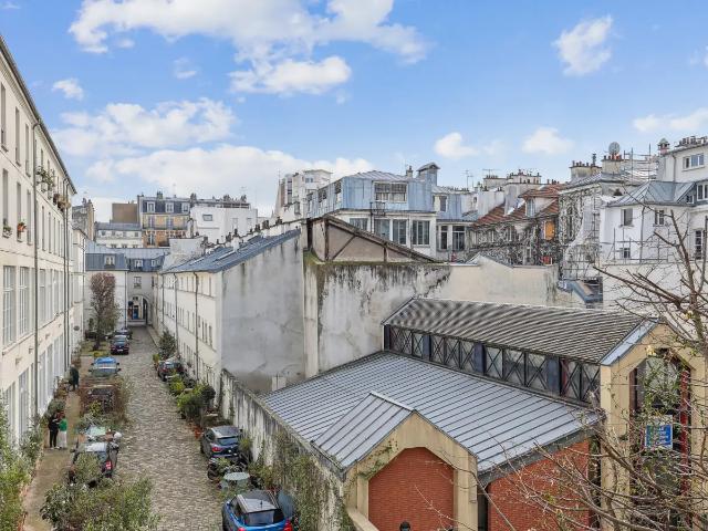 Location Appartement Rue du Buisson Saint Louis, Paris