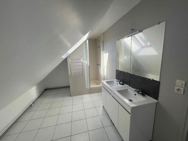 Location Appartement Rue du Gouvernement, Saint Quentin
