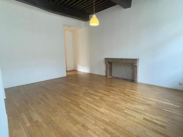 Location Appartement Rue du Général Bethouart, Dole