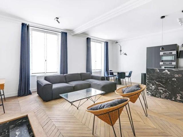 Location Appartement Rue du Général Foy, Paris