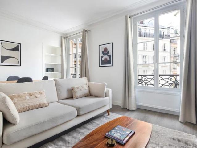 Location Appartement Rue du Général Lanrezac, Paris