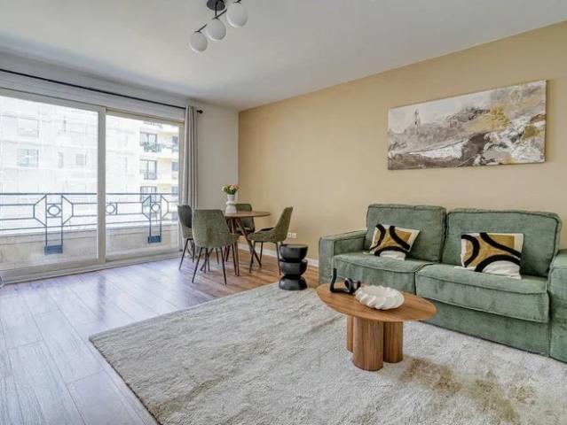 Location Appartement Rue du Général Leclerc, Issy les Moulineaux