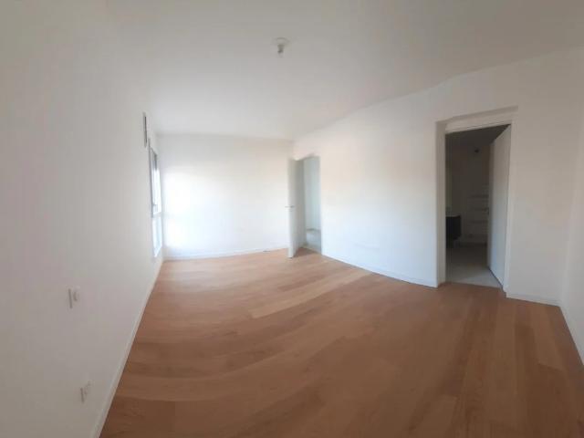 Location Appartement Rue du Grand Chemin, Roubaix