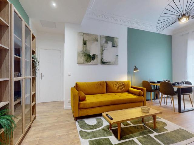 Location Appartement Rue du Grand Pin, Nice