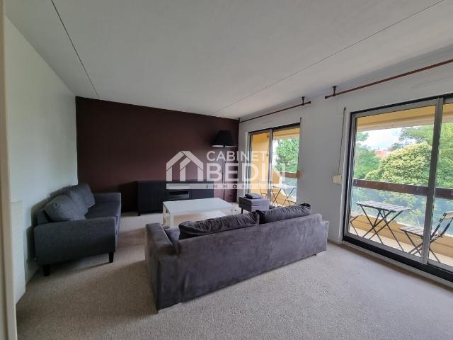 Location Appartement Rue du Guesclin, Talence