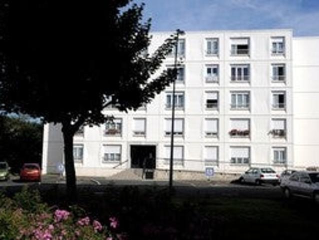 Location Appartement Rue du Docteur Lamaze, Déols