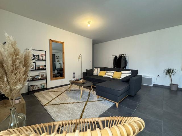 Location Appartement Rue du Docteur Louis Sauvé, Mayenne