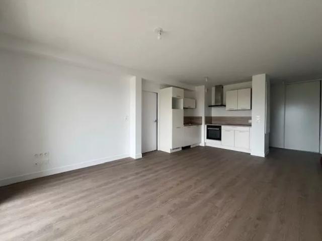 Location Appartement Rue du Docteur Riou, Ploudalmézeau