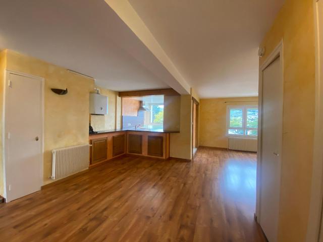 Location Appartement Rue du Docteur Schweitzer, Montbrison