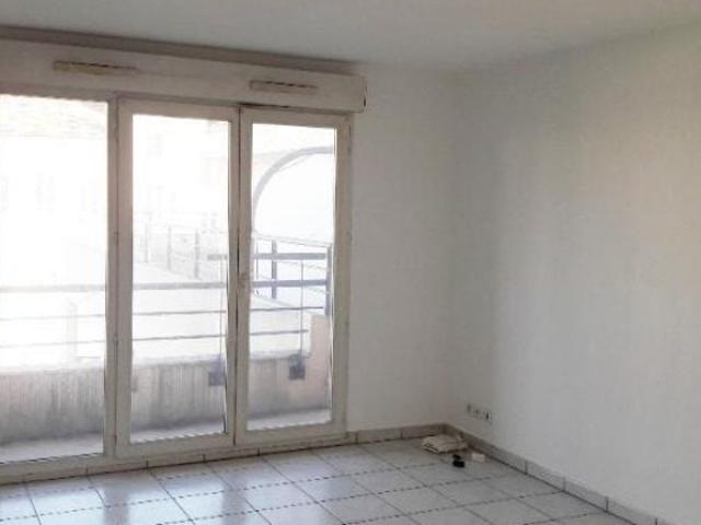 Location Appartement Rue du Dauphiné, Lyon
