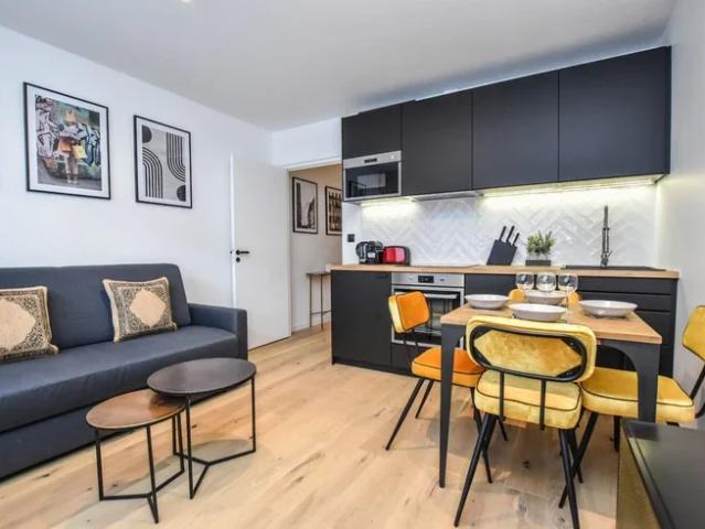Location Appartement Rue du Débarcadère, Paris