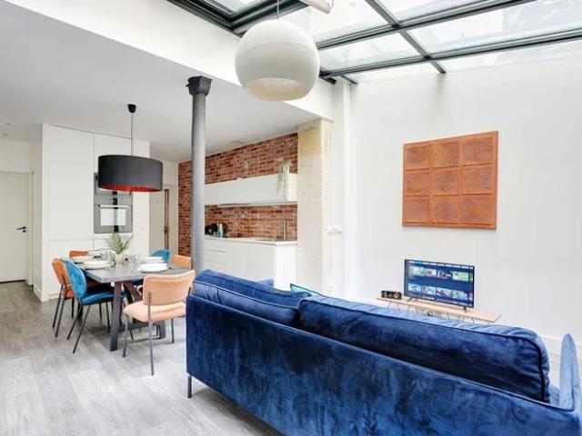 Location Appartement Rue du Delta, Paris