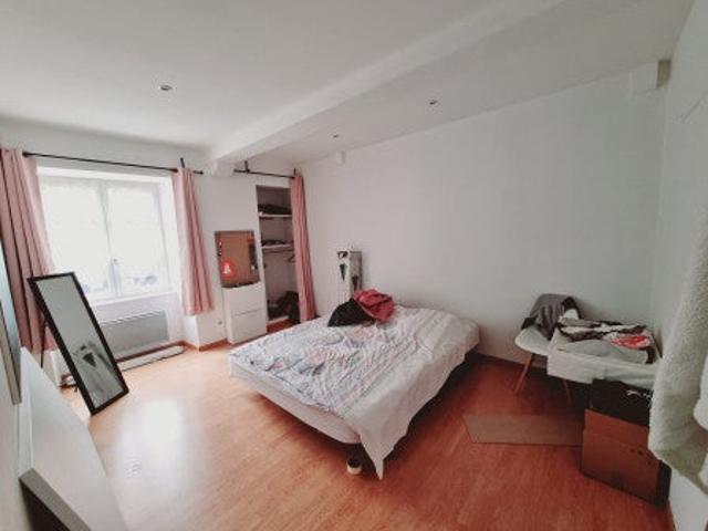 Location Appartement Rue du Four Banal, Crémieu
