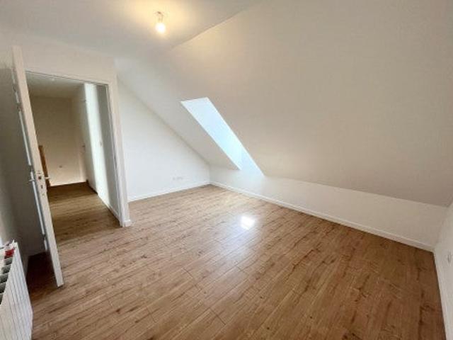 Location Appartement Rue du Four Banal, Crémieu