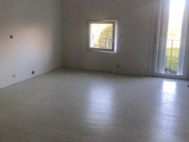 Location Appartement Rue du Foyer, Prissac
