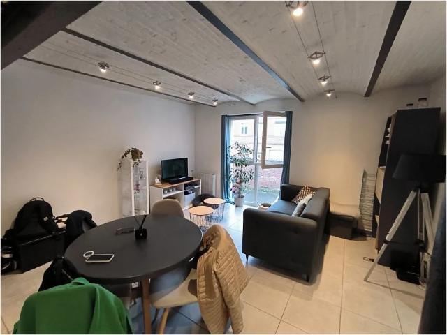 Location Appartement Rue du Faubourg d'Arras / Route d'Arras, Faches Thumesnil