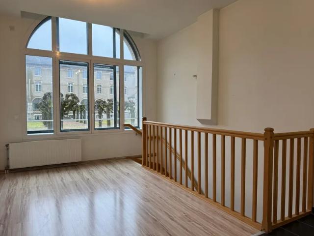 Location Appartement Rue du Faubourg de Bourgogne, Orléans