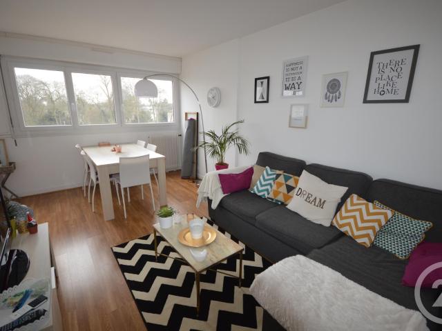 Location Appartement Rue du Faubourg de Bourgogne, Orléans