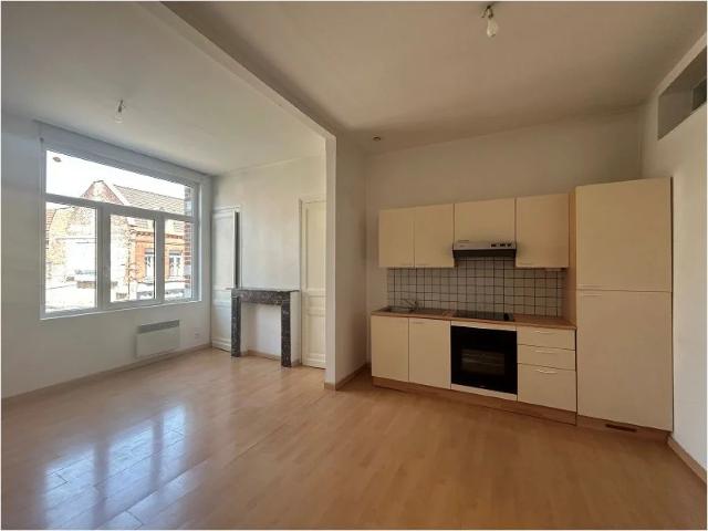 Location Appartement Rue du Faubourg de Roubaix, Lille