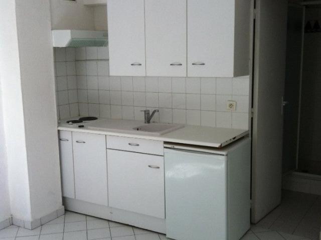 Location Appartement Rue du Faubourg du Courreau, Montpellier
