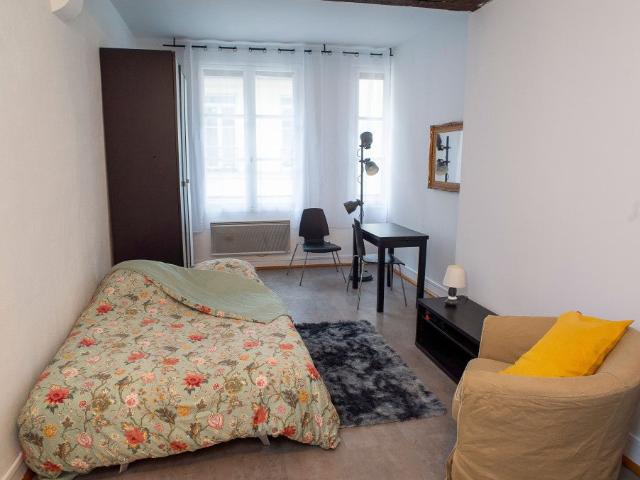 Location Appartement Rue du Faubourg Montmartre, Paris