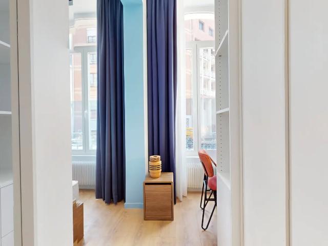 Location Appartement Rue du Faubourg Notre Dame, Lille