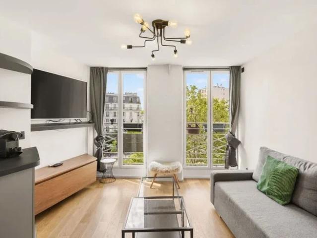 Location Appartement Rue du Faubourg Saint Antoine, Paris